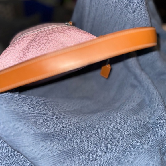 Coach Pink Designer Crossbody/Shoulder Bag - Picture 3 of 8